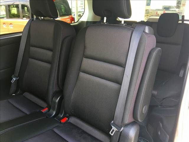 Nissan SERENA 2018-08 20667-4