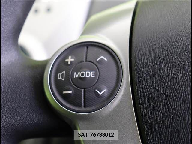 Toyota PRIUS ALPHA 2012-09 234346-6