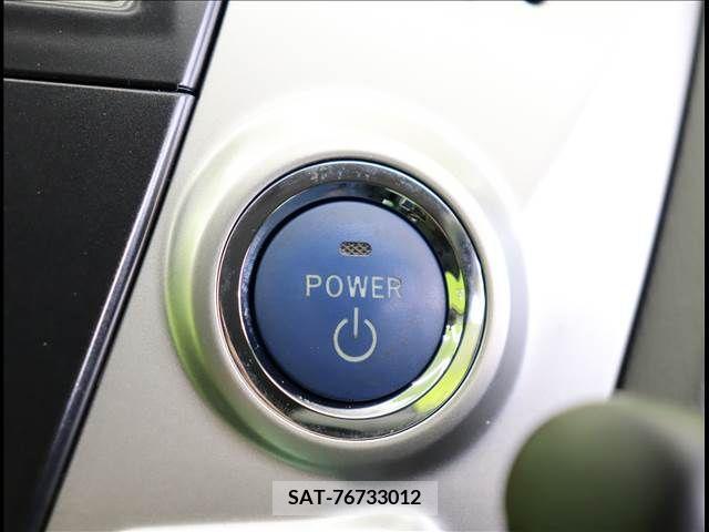 Toyota PRIUS ALPHA 2012-09 234346-11