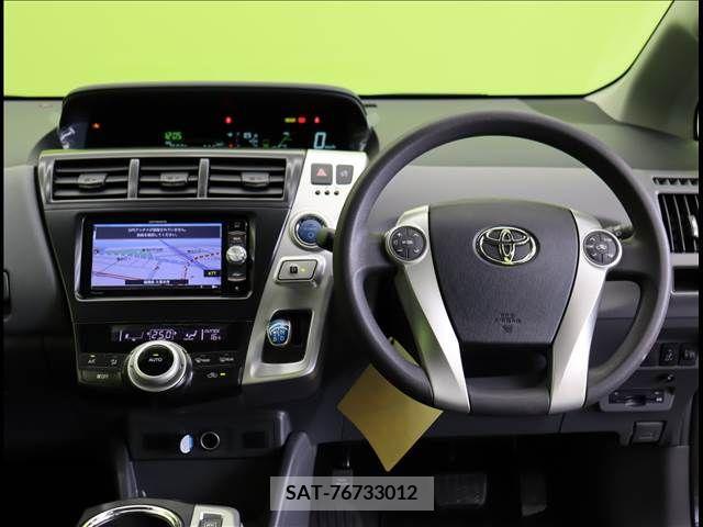Toyota PRIUS ALPHA 2012-09 234346-16
