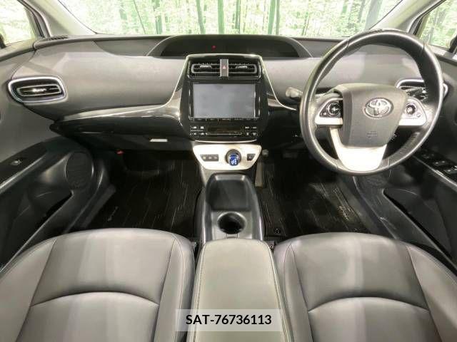 Toyota PRIUS 2016-04 330499-1