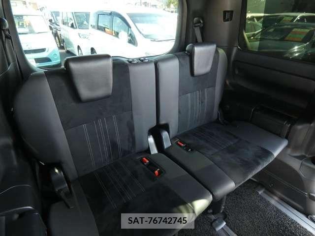 Toyota ESQUIRE 2019-99 390660-24