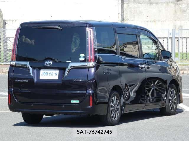 Toyota ESQUIRE 2019-99 390660-2