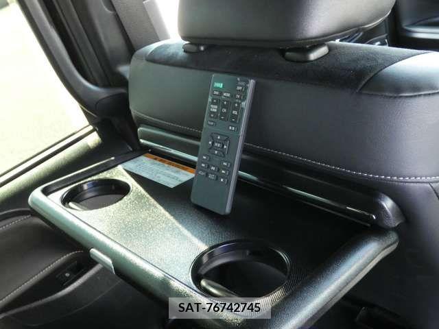 Toyota ESQUIRE 2019-99 390660-23
