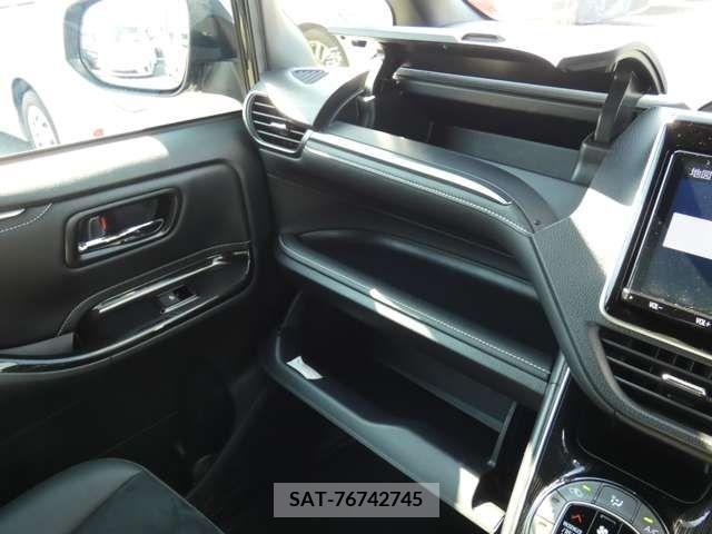 Toyota ESQUIRE 2019-99 390660-21
