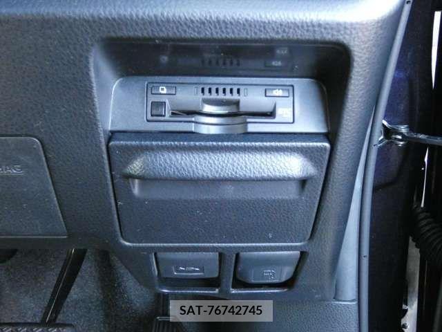 Toyota ESQUIRE 2019-99 390660-18