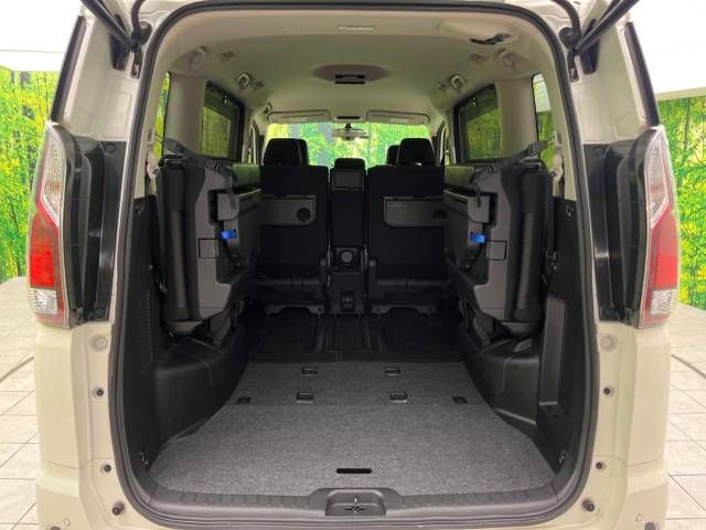 Nissan SERENA 2018-04 188504-11