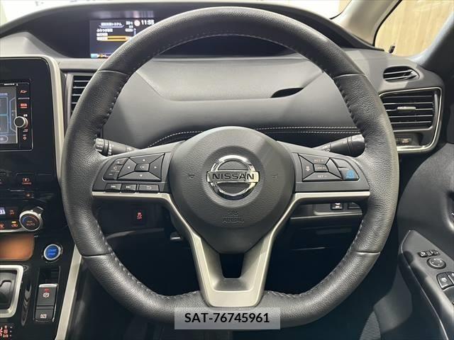 Nissan SERENA 2018-05 324971-12