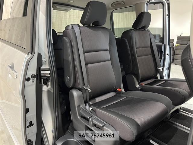 Nissan SERENA 2018-05 324971-9