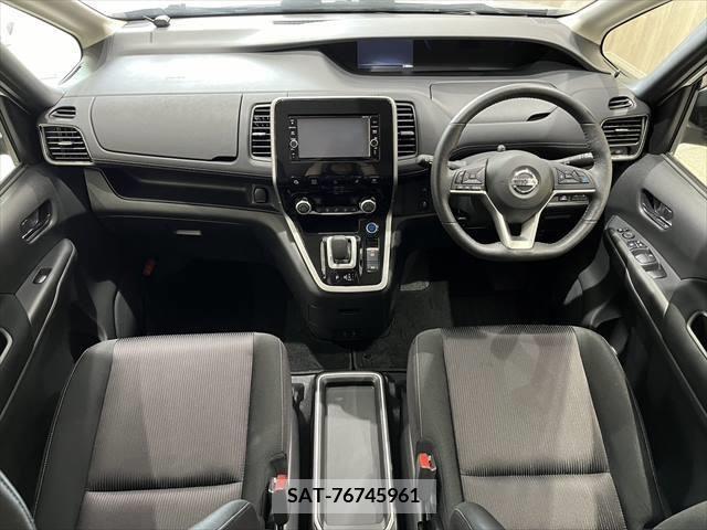 Nissan SERENA 2018-05 324971-1