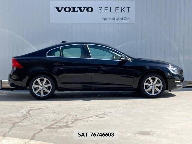Volvo S60 2019-06 217621-17