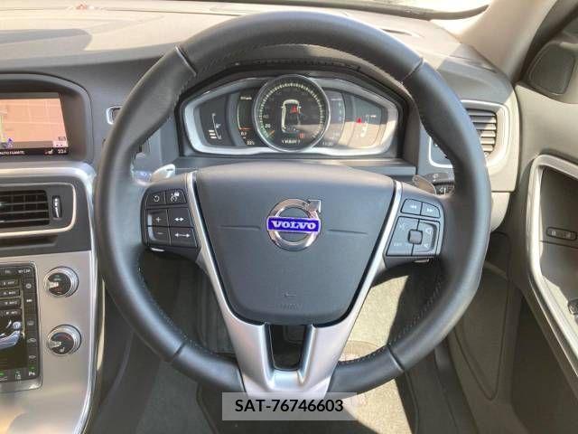 Volvo S60 2019-06 217621-7