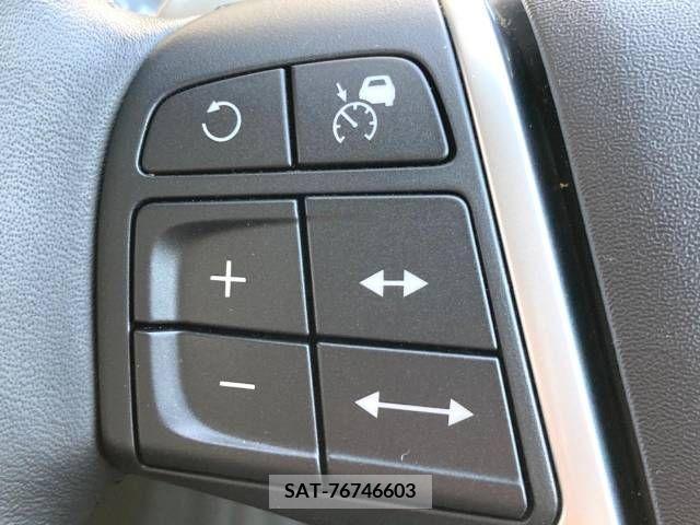 Volvo S60 2019-06 217621-6