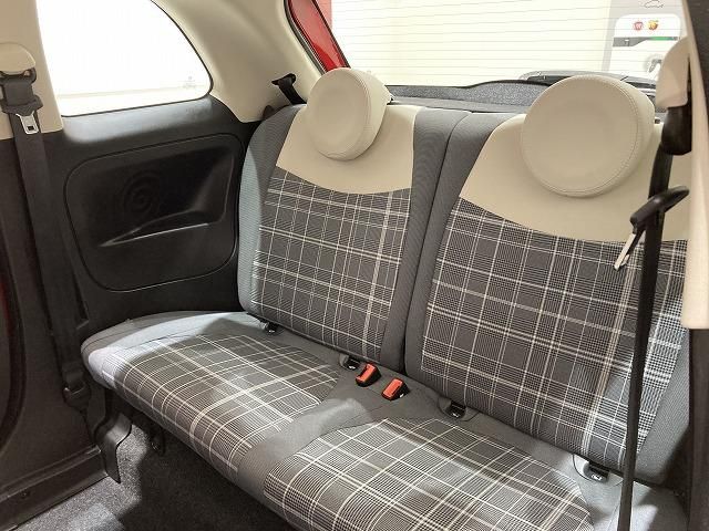Fiat 500 2018-11 28271-10