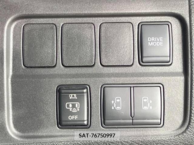 Nissan SERENA 2019-10 284138-4