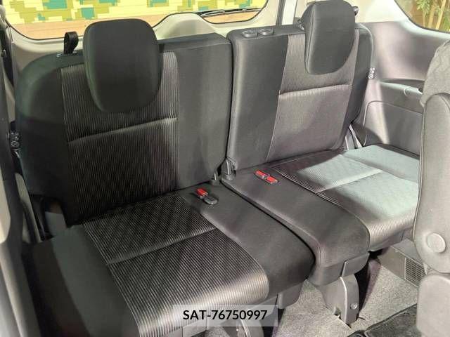 Nissan SERENA 2019-10 284138-15