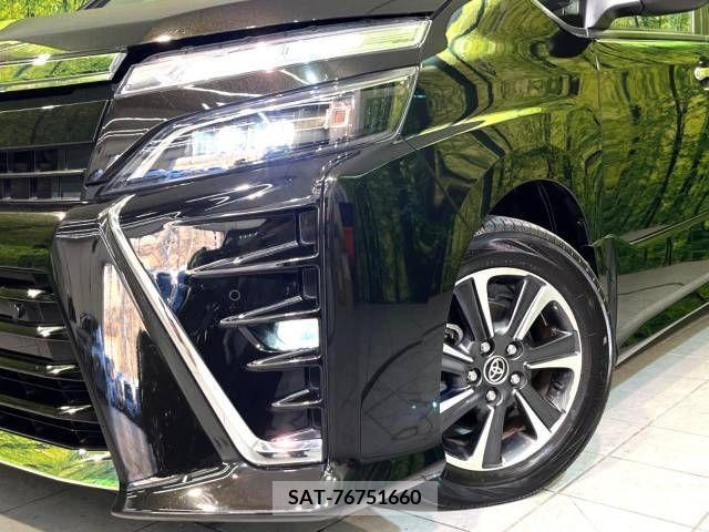 Toyota VOXY 2019-09 350656-13