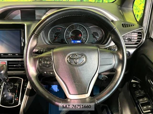 Toyota VOXY 2019-09 350656-12
