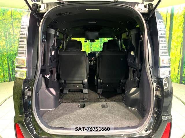 Toyota VOXY 2019-09 350656-11