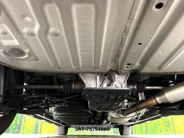 Toyota VOXY 2019-09 350656-19