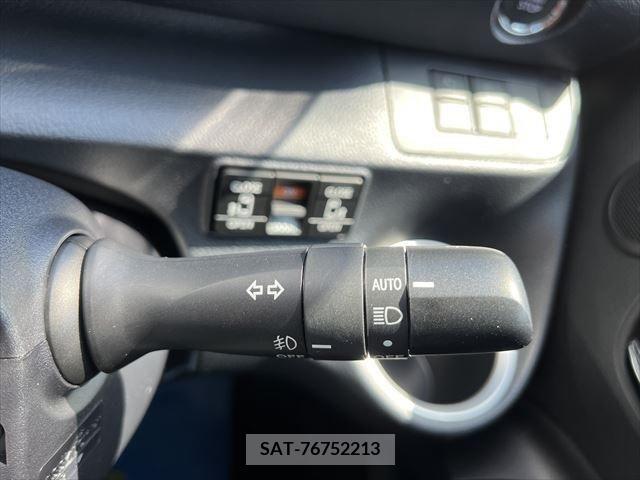 Toyota SIENTA 2018-12 285044-25