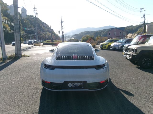 Porsche 911 2020-03 196315-7