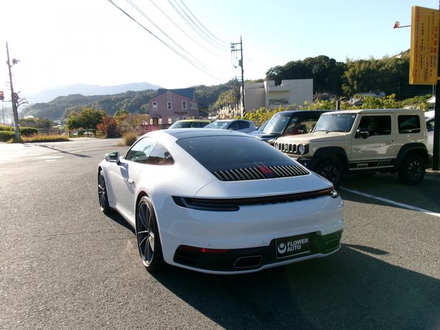 Porsche 911 2020-03 196315-4