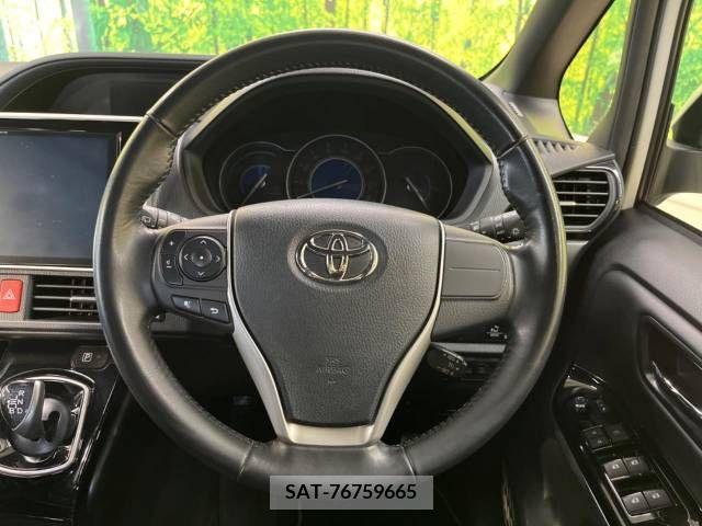Toyota NOAH HYBRID 2018-07 354982-12