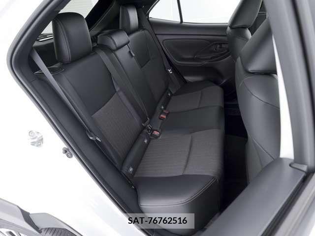 Toyota YARIS CROSS 2023-10 331947-6