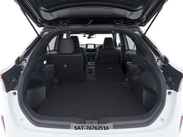 Toyota YARIS CROSS 2023-10 331947-8