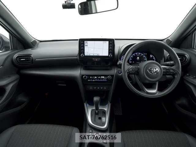 Toyota YARIS CROSS 2023-10 331947-3