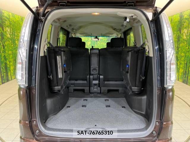 Nissan SERENA 2016-03 284282-11