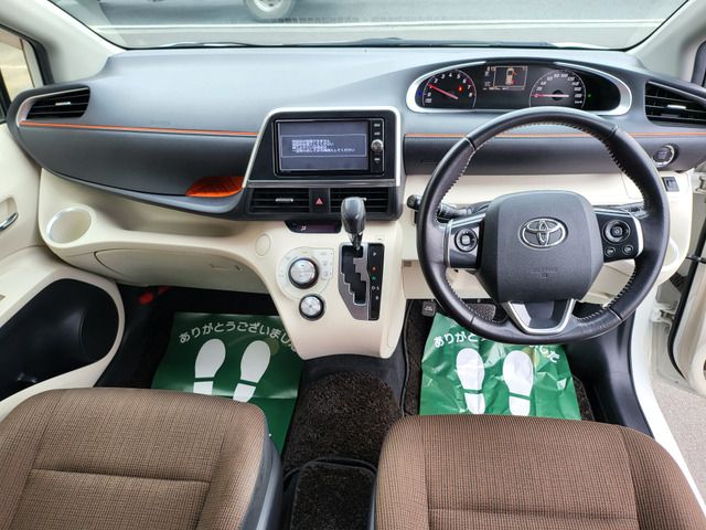 Toyota SIENTA 2016-10 183386-8