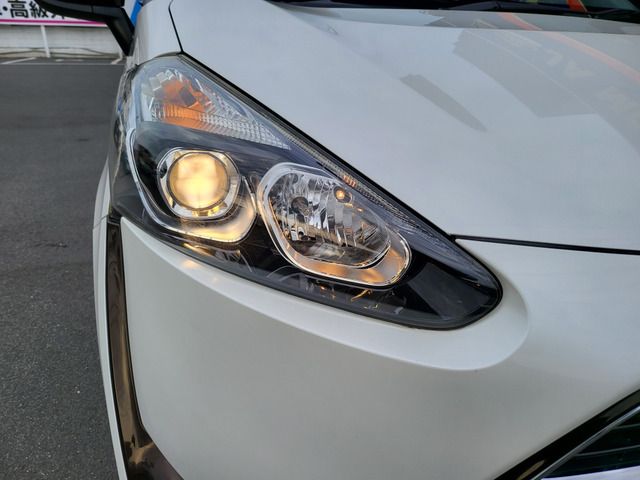 Toyota SIENTA 2016-10 183386-18