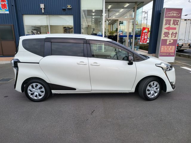 Toyota SIENTA 2016-10 183386-7