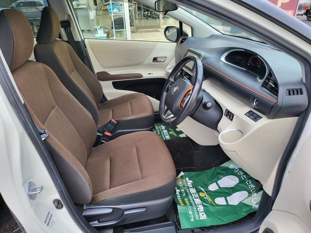 Toyota SIENTA 2016-10 183386-9