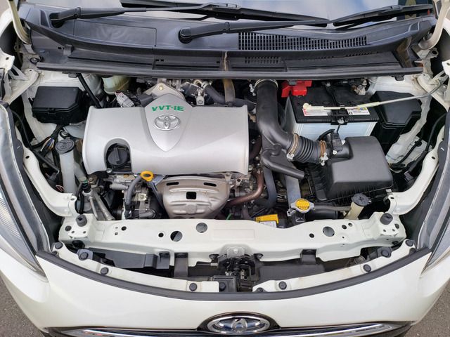 Toyota SIENTA 2016-10 183386-16