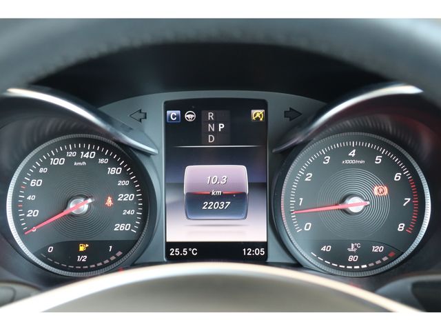 Mercedes Benz C-CLASS 2017-12 14594-13
