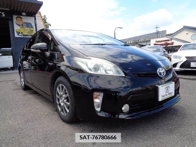 Toyota PRIUS 2014-08 386156-13