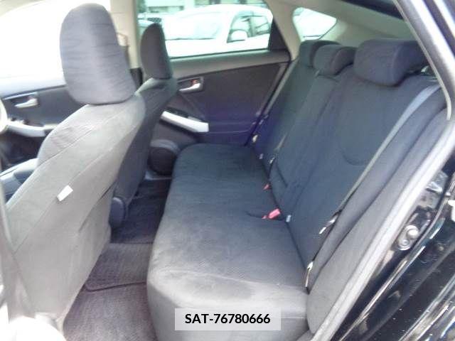 Toyota PRIUS 2014-08 386156-11