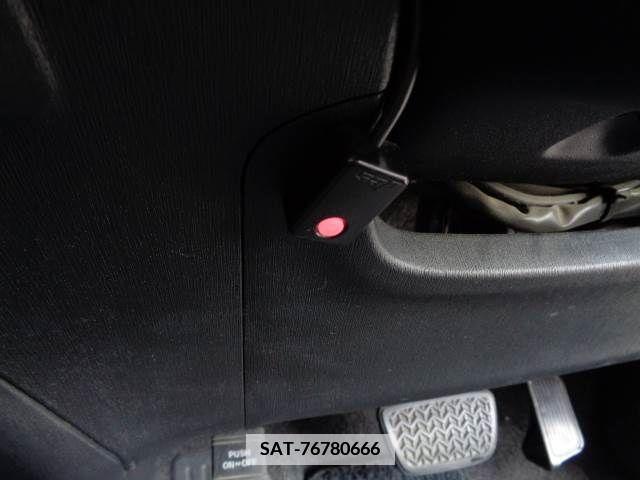 Toyota PRIUS 2014-08 386156-8