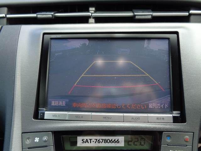 Toyota PRIUS 2014-08 386156-7
