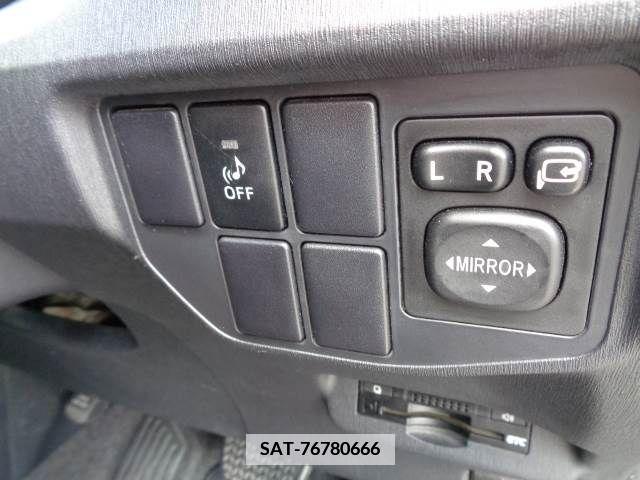 Toyota PRIUS 2014-08 386156-4