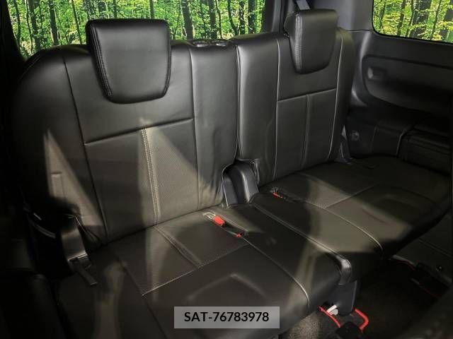 Toyota VOXY 2019-06 321645-14