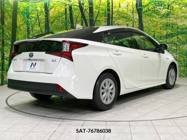 Toyota PRIUS 2019-05 378976-17