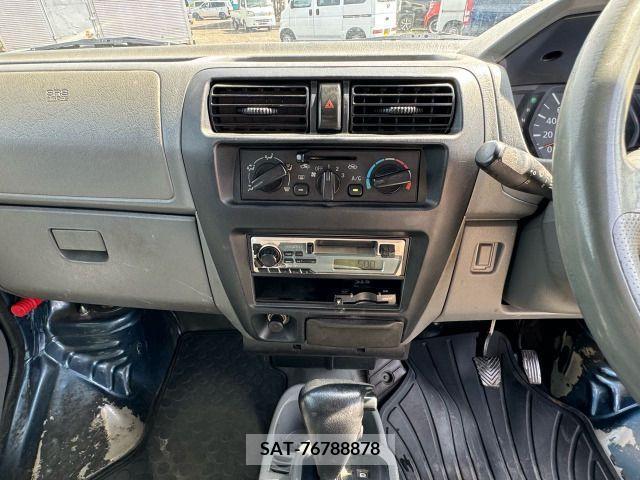 Nissan CLIPPER VAN 2007-11 376176-17