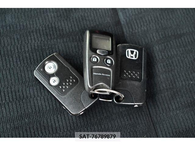 Honda CR-V 2012-03 358370-27