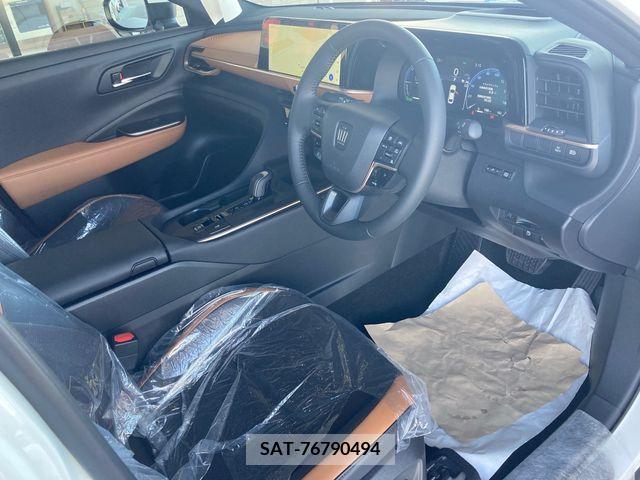 Toyota CROWN 2023-05 200634-11