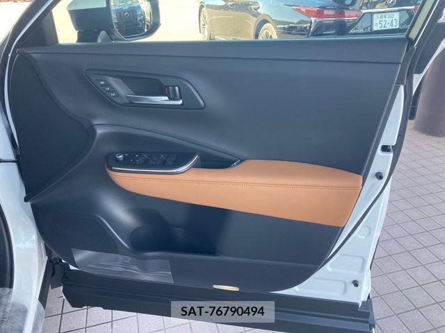 Toyota CROWN 2023-05 200634-12