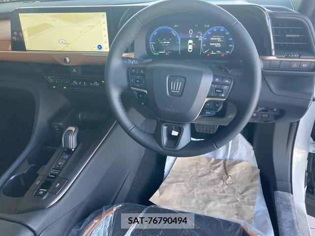 Toyota CROWN 2023-05 200634-13